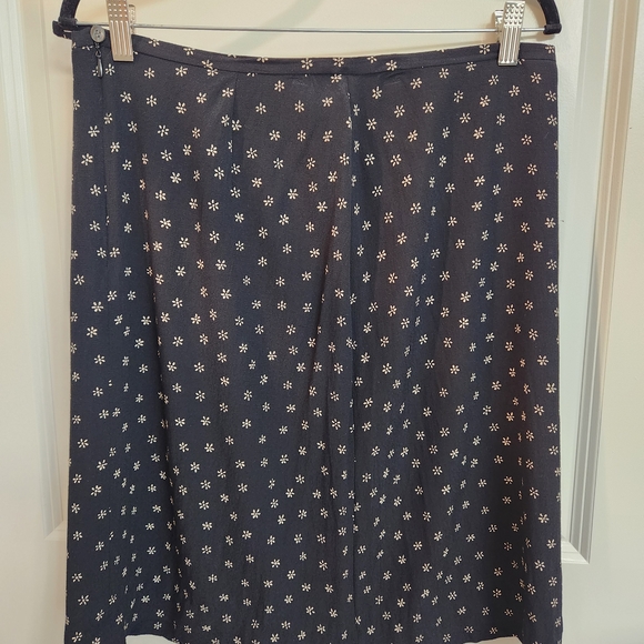 Vintage America Dresses & Skirts - Vintage Floral Print A-Line Knee-Length Skirt